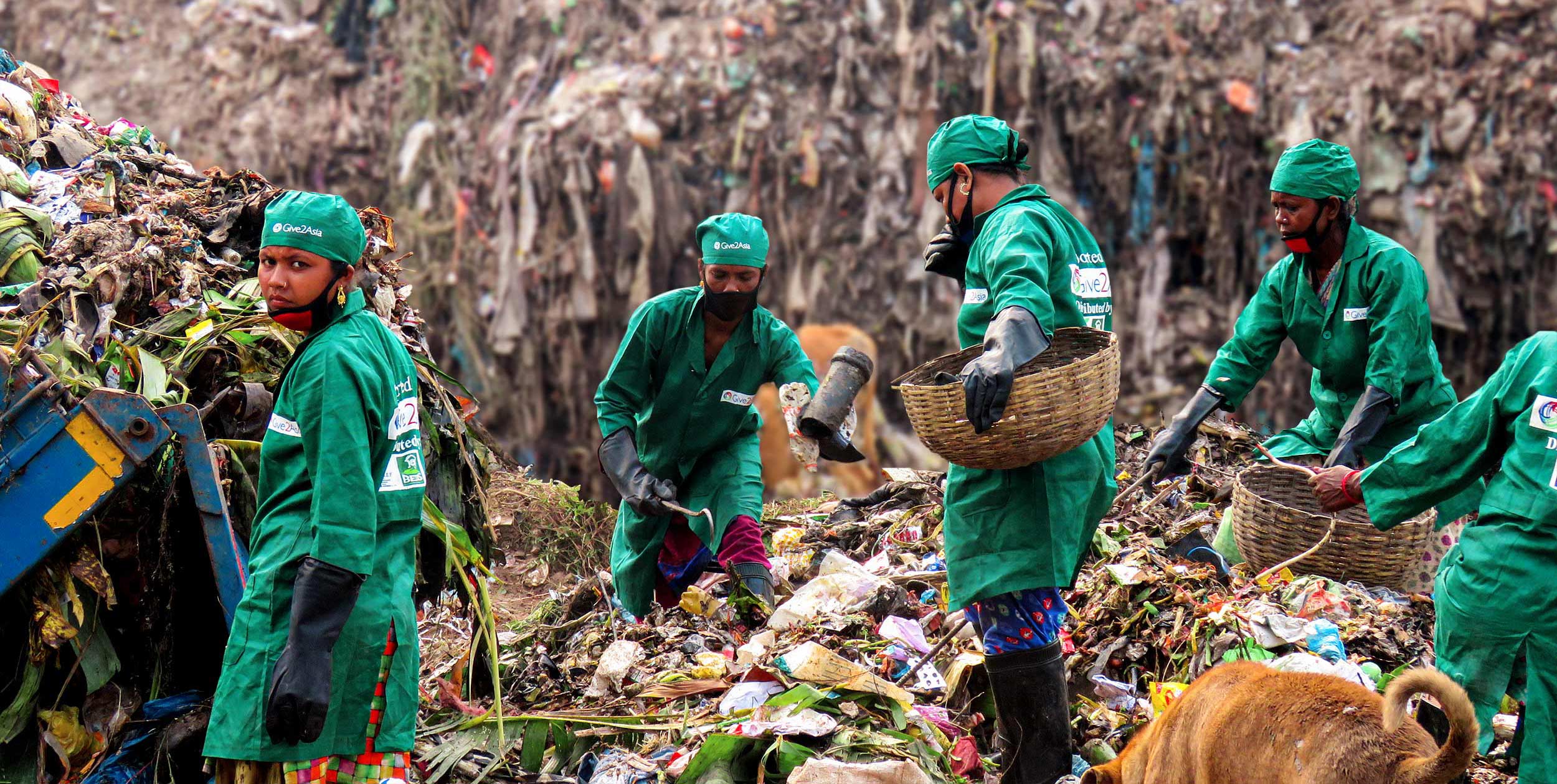 Saving environment through managing the waste properly Photo